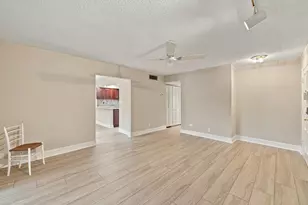 424 NW 70th Ave, Plantation, FL 33317 - Photo 4