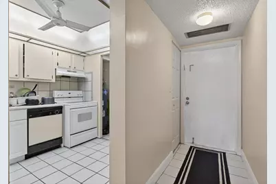 7820 S Colony Circle S #109, Tamarac, FL 33321 - Photo 4