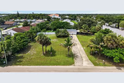 9179 Sunrise Drive, West Palm Beach, FL 33403 - Photo 2