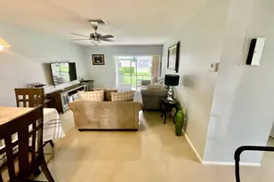 2650 Barkley Dr E, West Palm Beach, FL 33415 - Photo 8