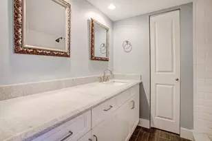 204 2nd Ct, Palm Beach Gardens, FL 33410 - Photo 4