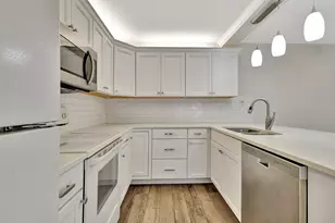 7118 71st Way, West Palm Beach, FL 33407 - Photo 2