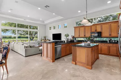 16344 Mira Vista Lane, Delray Beach, FL 33446 - Photo 10