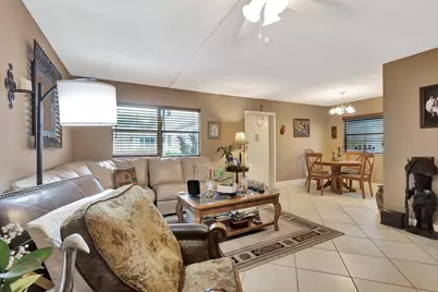 637 Monaco Court N, Delray Beach, FL 33446 - Photo 8