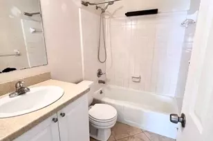 2002 S 10th St, Fort Pierce, FL 34950 - Photo 6