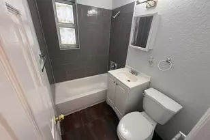 1642 NW 13th Ct, Fort Lauderdale, FL 33311 - Photo 1