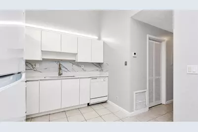 11281 NW 39th Street, Coral Springs, FL 33065 - Photo 30