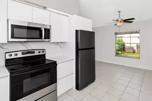 11281 NW 39th St, Coral Springs, FL 33065 - Photo 14