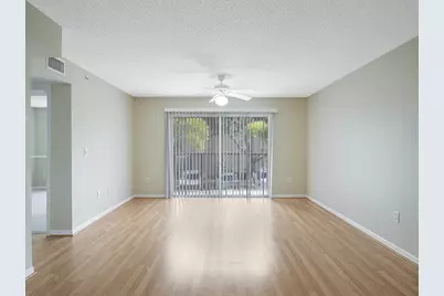 100 Crestwood Court N #109, Royal Palm Beach, FL 33411 - Photo 6