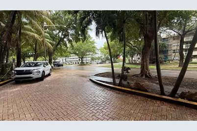 1805 Sans Souci Boulevard #434, North Miami, FL 33181 - Photo 2