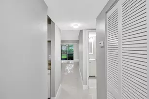 821 NW 103rd Ave, Pembroke Pines, FL 33026 - Photo 18