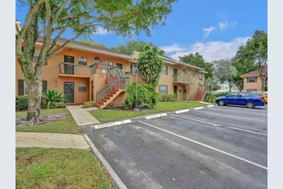 821 NW 103rd Avenue #104, Pembroke Pines, FL 33026 - Photo 16