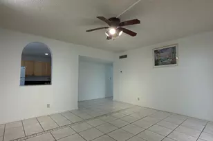 636 NW 13th St, Boca Raton, FL 33486 - Photo 2