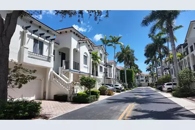 3038 Waterside Circle, Boynton Beach, FL 33435 - Photo 2