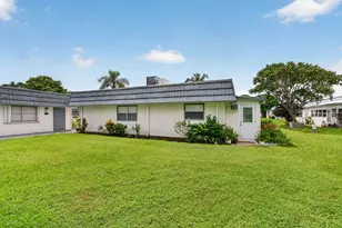 75 Waterford D, Delray Beach, FL 33446 - Photo 32