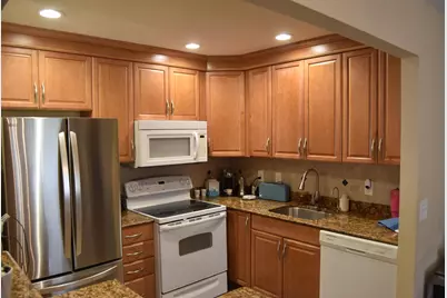 75 Waterford D, Delray Beach, FL 33446 - Photo 8
