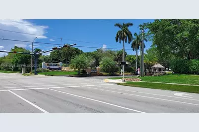 9706 S Belfort Circle #111, Tamarac, FL 33321 - Photo 1