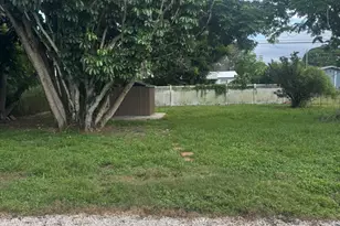 2801 Ave Q, Fort Pierce, FL 34947 - Photo 4