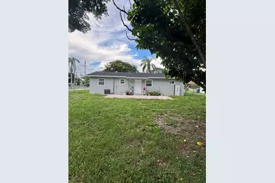 2801 Avenue Q, Fort Pierce, FL 34947 - Photo 2
