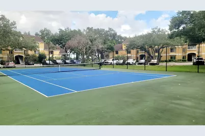 2667 NW 33rd Street #2402, Oakland Park, FL 33309 - Photo 4