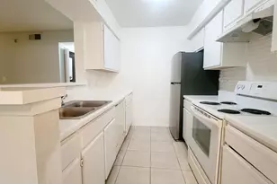 2667 NW 33rd St, Oakland Park, FL 33309 - Photo 10