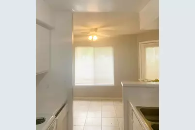 2667 NW 33rd Street #2402, Oakland Park, FL 33309 - Photo 8