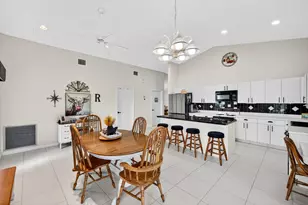 2320 Riviera Dr, Delray Beach, FL 33445 - Photo 12