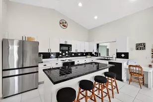 2320 Riviera Dr, Delray Beach, FL 33445 - Photo 8