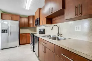 1805 E Sans Souci Blvd, North Miami, FL 33181 - Photo 2