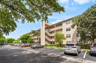 2001 Granada Dr, Coconut Creek, FL 33066 - Photo 1