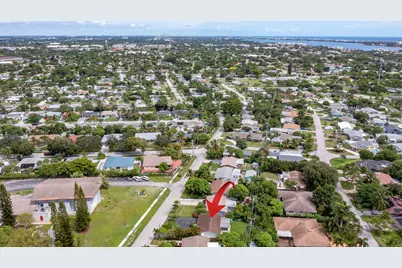 1318 Cardinal Lane, Lantana, FL 33462 - Photo 46