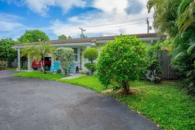 1318 Cardinal Lane, Lantana, FL 33462 - Photo 4