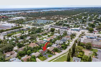 1318 Cardinal Lane, Lantana, FL 33462 - Photo 44