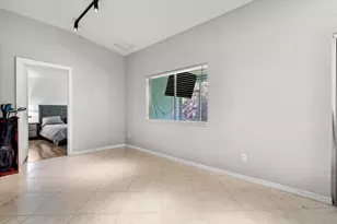 1924 SW Jamesport Dr, Port Saint Lucie, FL 34953 - Photo 14