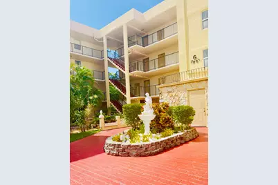2801 Somerset Drive #201, Lauderdale Lakes, FL 33311 - Photo 2