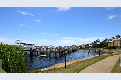 135 Yacht Club Way #207, Hypoluxo, FL 33462 - Photo 14