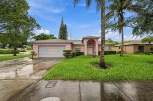 3243 NW 43rd Pl, Oakland Park, FL 33309 - Photo 4