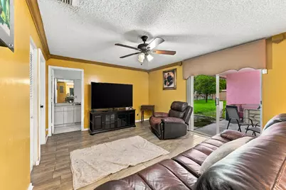 3243 NW 43rd Place, Oakland Park, FL 33309 - Photo 16