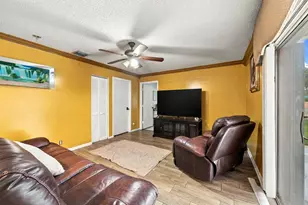 3243 NW 43rd Pl, Oakland Park, FL 33309 - Photo 14