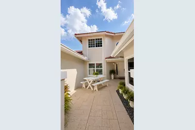 4107 Carriage Drive #K2, Pompano Beach, FL 33069 - Photo 2