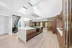 11 Castle Harbor Isle Dr, Fort Lauderdale, FL 33308 - Photo 4