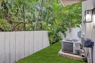 1035 NW 2nd Avenue, Fort Lauderdale, FL 33311 - Photo 10