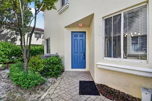 2785 S Evergreen Cir, Boynton Beach, FL 33426 - Photo 4