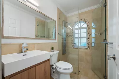 2647 Edgewater Drive, Weston, FL 33332 - Photo 30