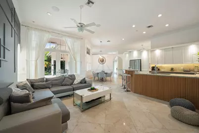 2647 Edgewater Drive, Weston, FL 33332 - Photo 16