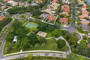 2647 Edgewater Dr, Weston, FL 33332 - Photo 2