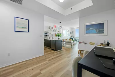 55 SE 6th Street #4300, Miami, FL 33131 - Photo 10