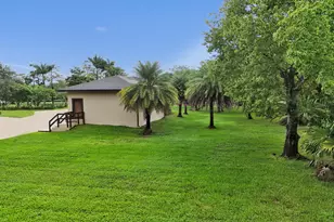 7555 NW 82nd Terrace, Parkland, FL 33067 - Photo 24