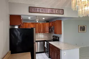 104 Saxony C, Delray Beach, FL 33446 - Photo 12
