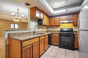 2780 Norfolk Pine Ct, Lake Worth, FL 33462 - Photo 8